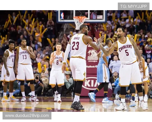 NBA狼队近期动态解析核心阵容调整与季后赛前景全面观察